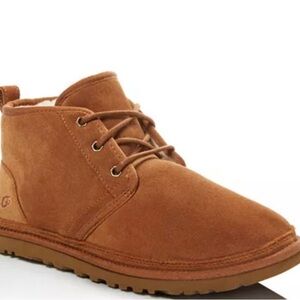 Men's Neumel Suede ChukkaUGG boots – mismatched sizes (14 left /13 right)